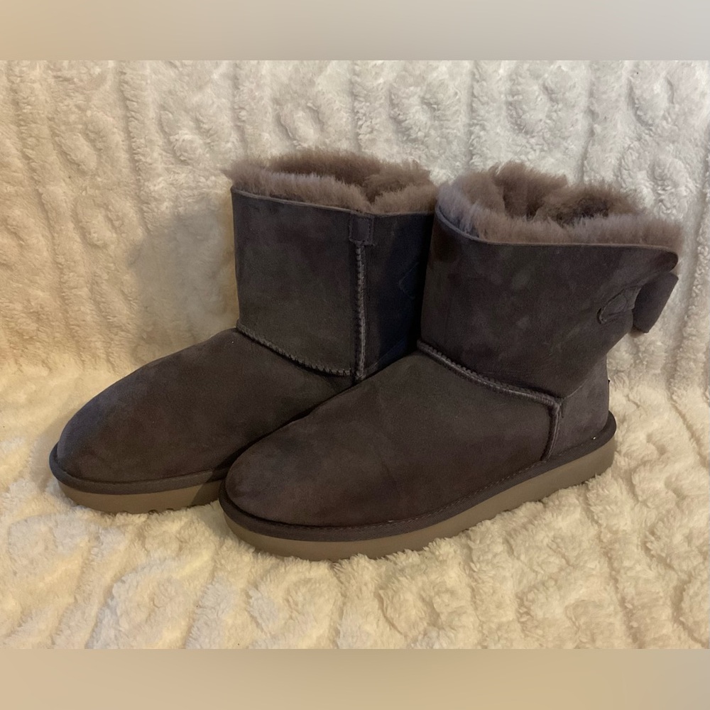 UGG Women’s Mini Bailey Suede Bow Boots 
No Box, Worn 2x
Smoky Purple 
Size 9